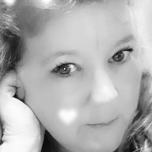 Meet your Posher, Marcia